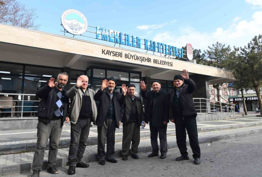 Büyükşehir’in Emekliler Kafeteryası Kapılarını Açtı