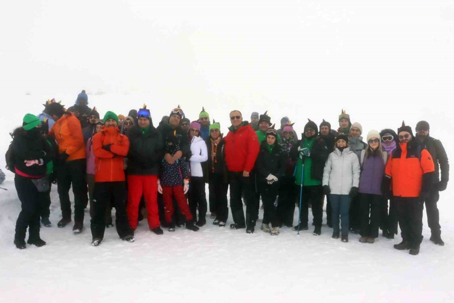 Doktorlar Erciyes’te Kendilerini Afetlere Hazırlıyor