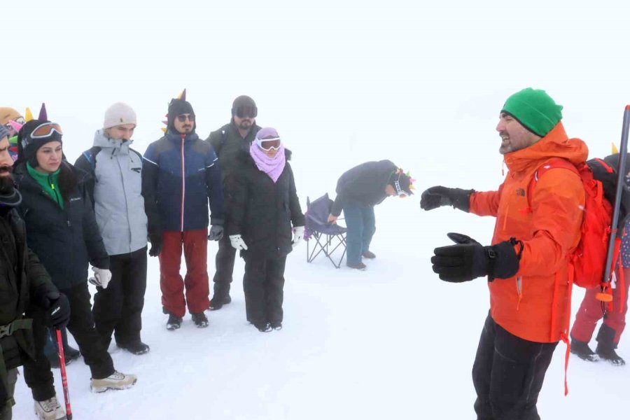 Doktorlar Erciyes’te Kendilerini Afetlere Hazırlıyor