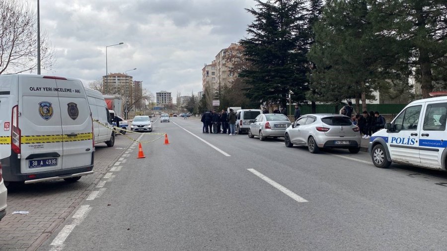 Kayseri’de Cinayet: Karnından Vurulan Şahıs Hayatını Kaybetti