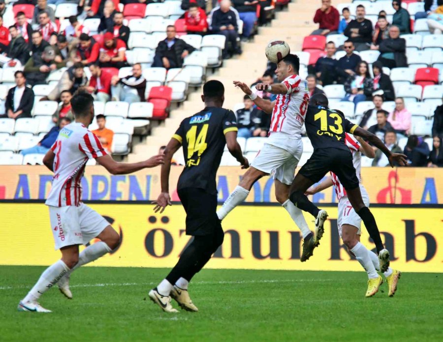 Trendyol Süper Lig: Antalyaspor: 2 - İstanbulspor: 2 (maç Sonucu)