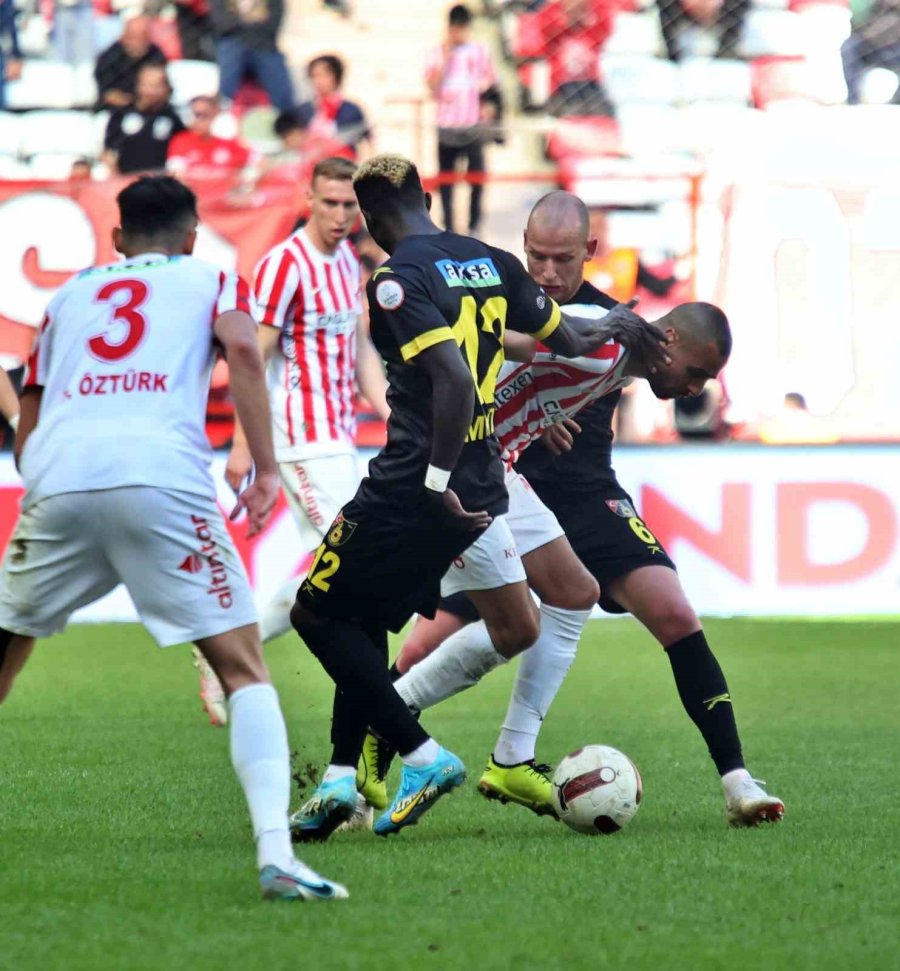 Trendyol Süper Lig: Antalyaspor: 2 - İstanbulspor: 2 (maç Sonucu)