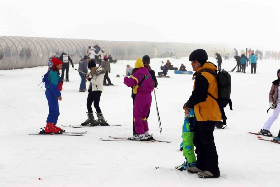 Erciyes Tıklım Tıklım Doldu