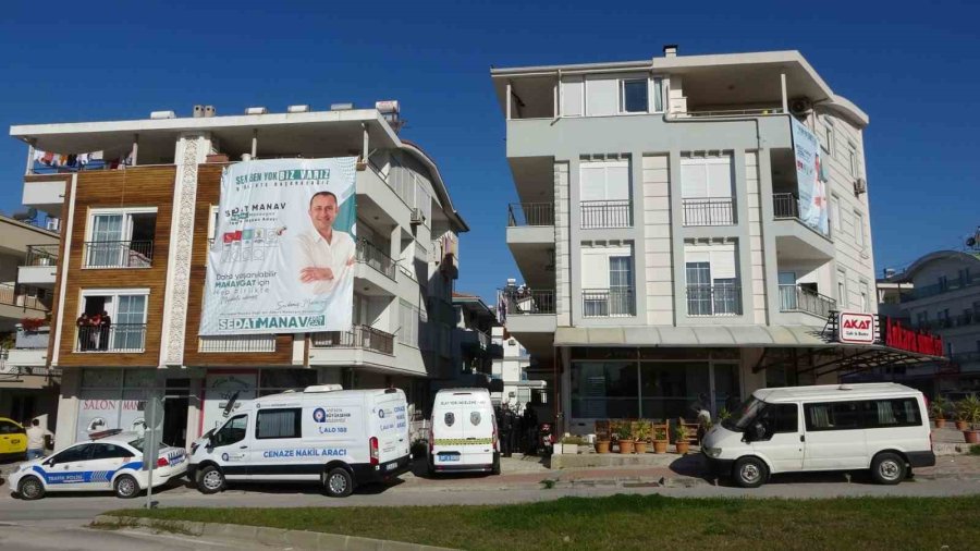 2 Yıl Önce Ayrıldığı 2 Çocuk Annesi Eşini, Tabanca İle Vurarak Öldürdü