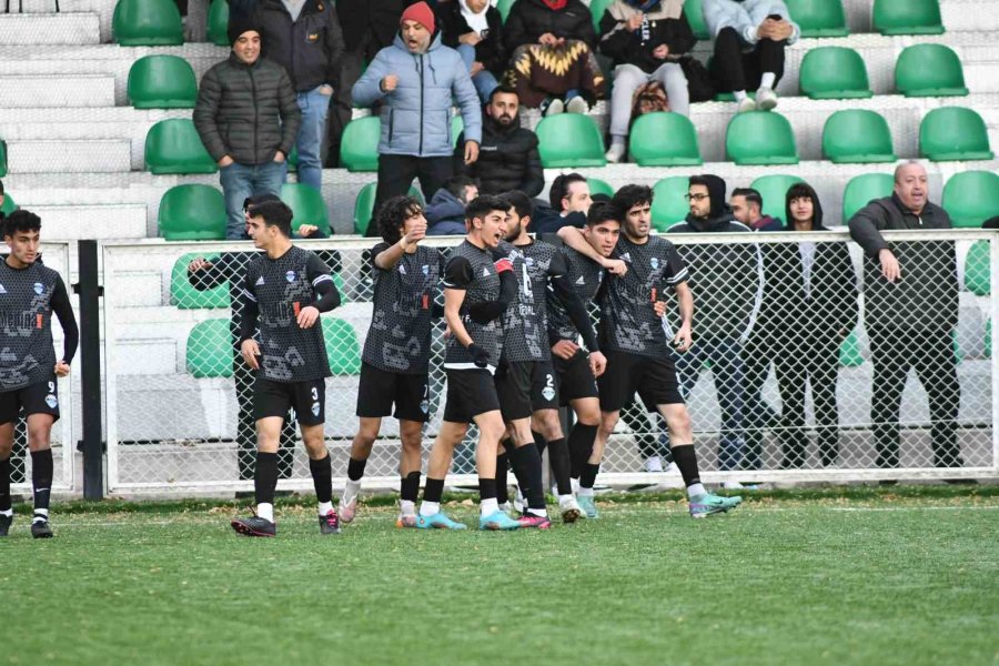 Kayseri Atletikspor, Ligi Namağlup Bitirdi