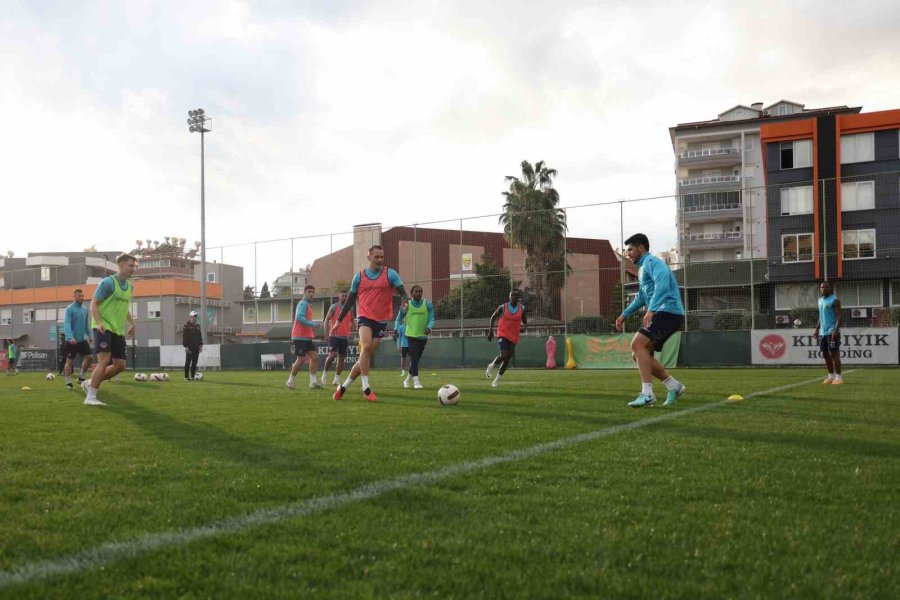 Alanyaspor’da Fatih Karagümrük Maçı Hazırlıkları Başladı