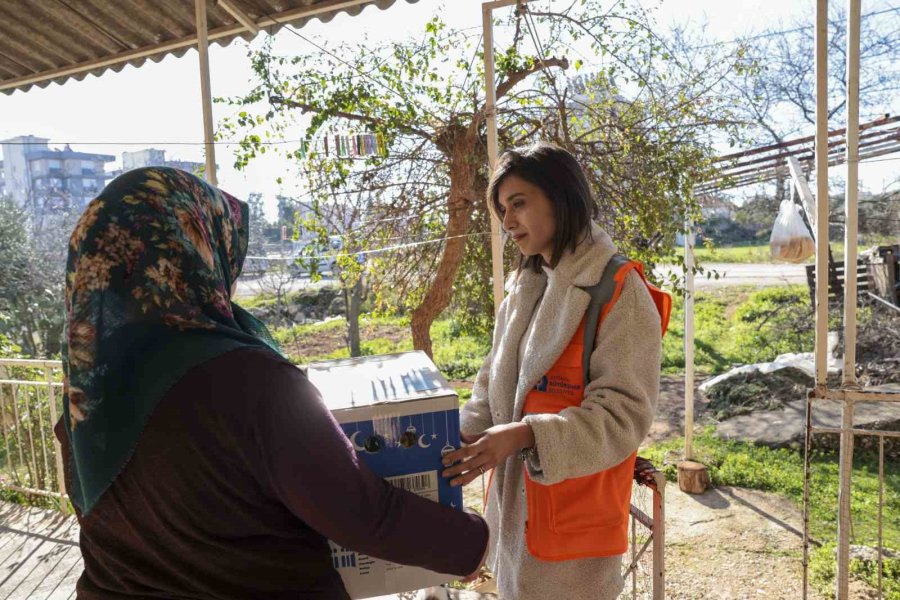 Büyükşehir Sel Bölgesinde Vatandaşların İhtiyaçları Karşılanıyor