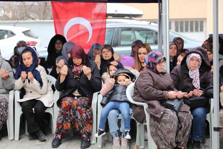 Odunpazarı Şehidini Unutmadı