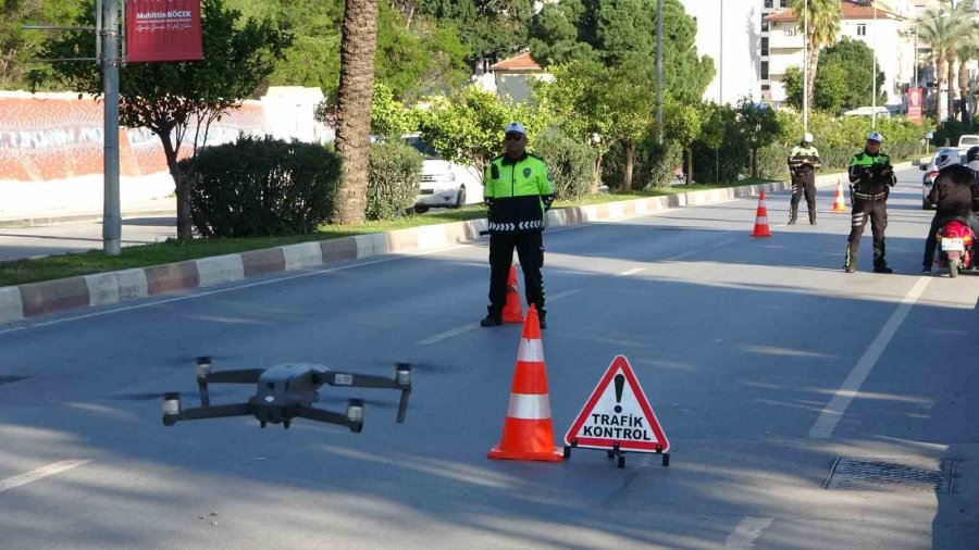 Oyuncak Scooterıyla Uygulamaya Geldi, Polisin Önünde Büyüklerine Ders Verdi