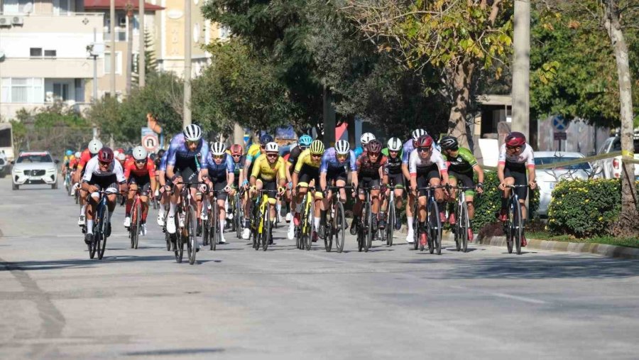 Pedallar, Alanya’da Dönüyor