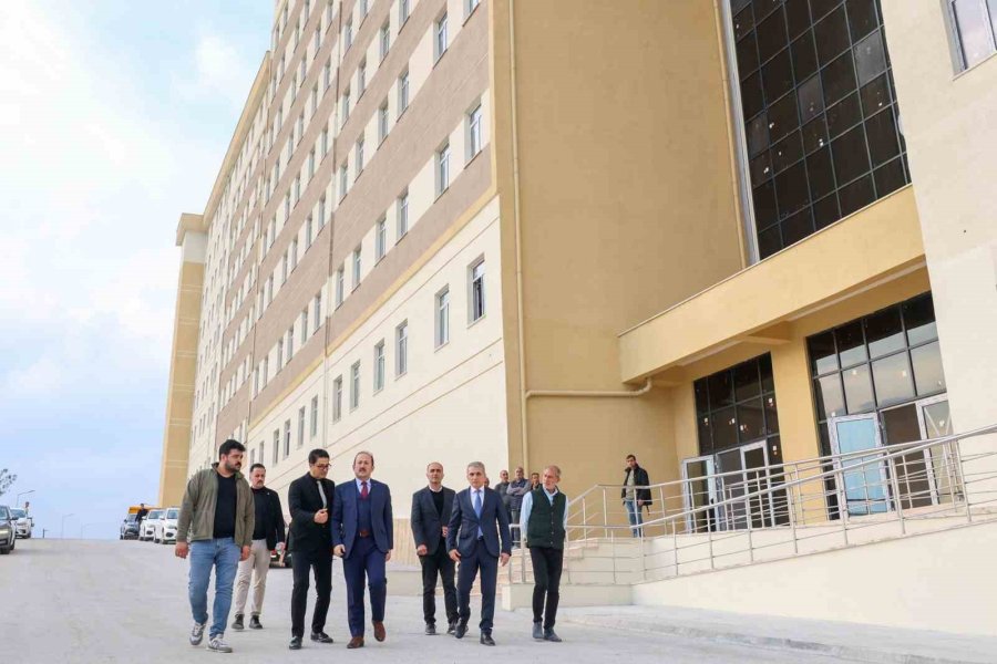 Mersin Valisi Pehlivan: "çiftlikköy Kampüsünde İnşa Edilen Yurdun Tamamlanmasıyla Mersin’de Öğrenci Barındırma Kapasitesi 18 Bine Ulaşacak"