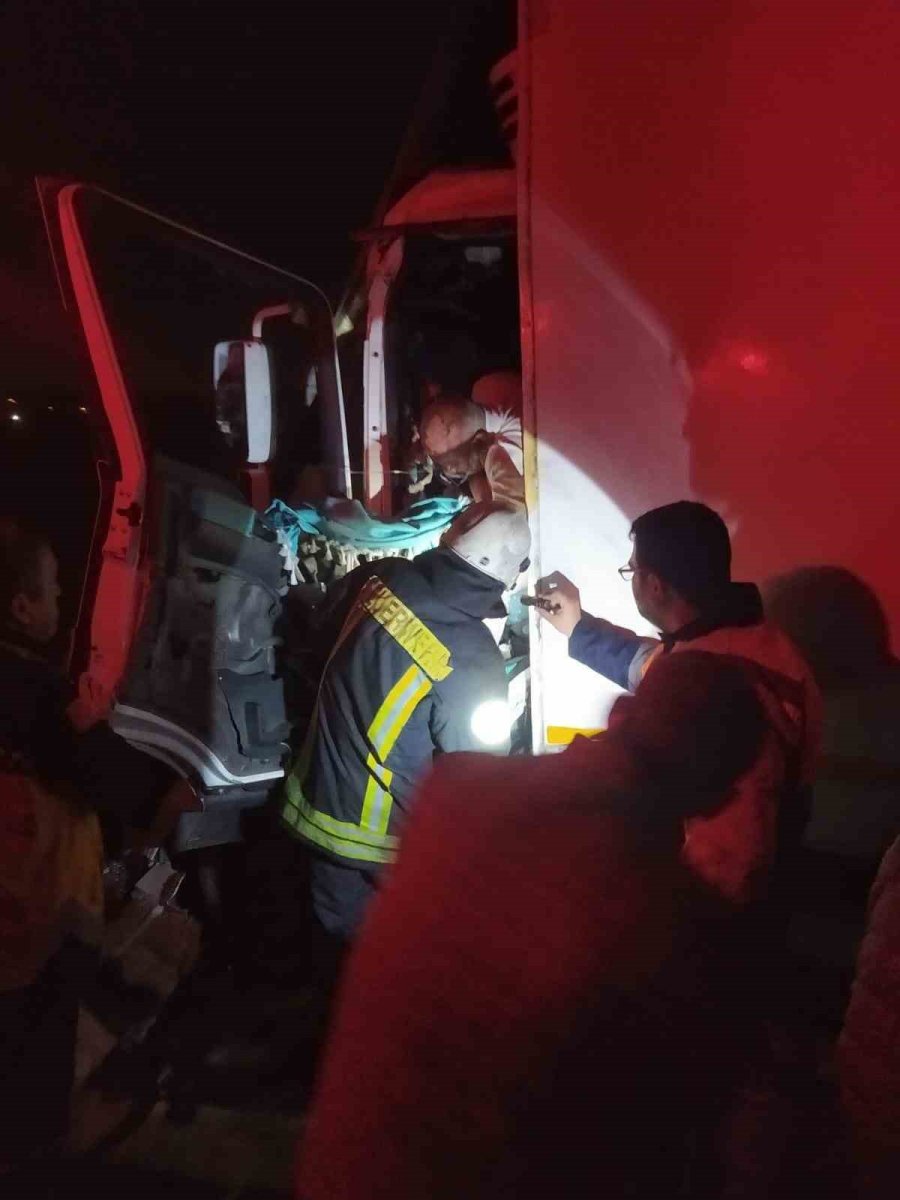 Tarsus’ta Trafik Kazasında 1 Kişi Yaralandı