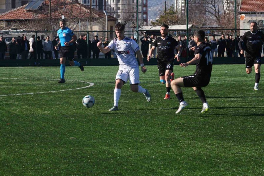 Kayseri Süper Amatör Küme Yarı Final: Kayseri Atletikspor: 6 - Erciyes Esen Makina Fk: 7