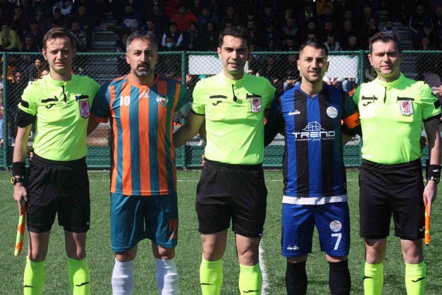 Kayseri Süper Amatör Küme Yarı Final: Yahyalıspor: 5 - Kayseri Esen Metal Sk:3