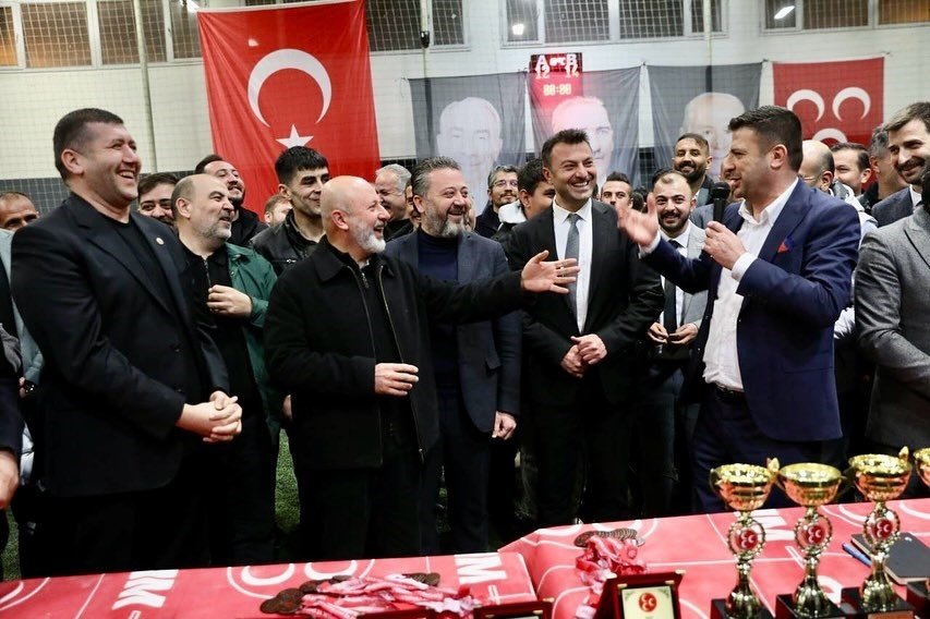 Başkan Çolakbayrakdar, ‘bölgeler Arası Futbol Turnuvası’nın Final Maçını İzledi