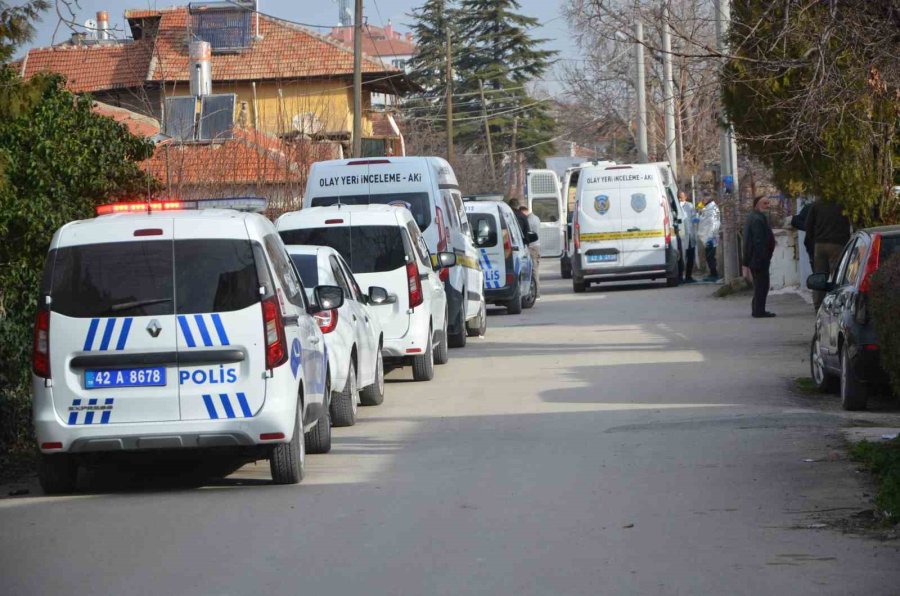 Konya’da Yalnız Yaşayan Adam Evinde Satırla Öldürülmüş Halde Bulundu