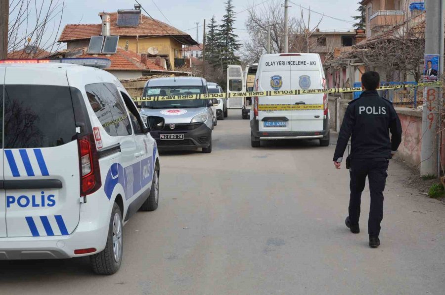 Konya’da Yalnız Yaşayan Adam Evinde Satırla Öldürülmüş Halde Bulundu