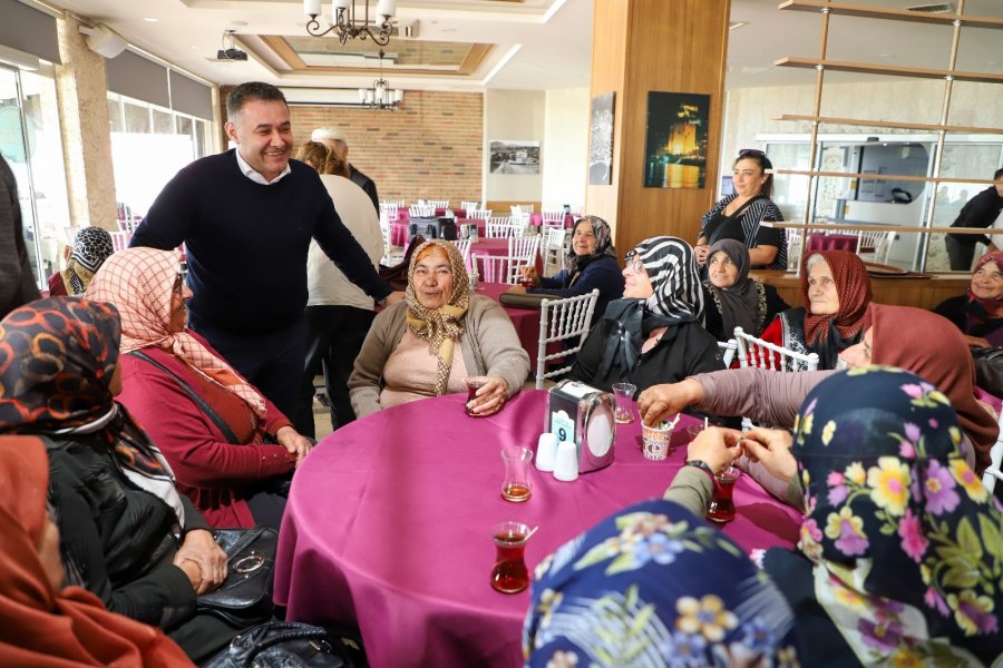 Alanya Belediyesi ‘yaşlılara Yönelik Kale Gezisi’ Düzenlendi
