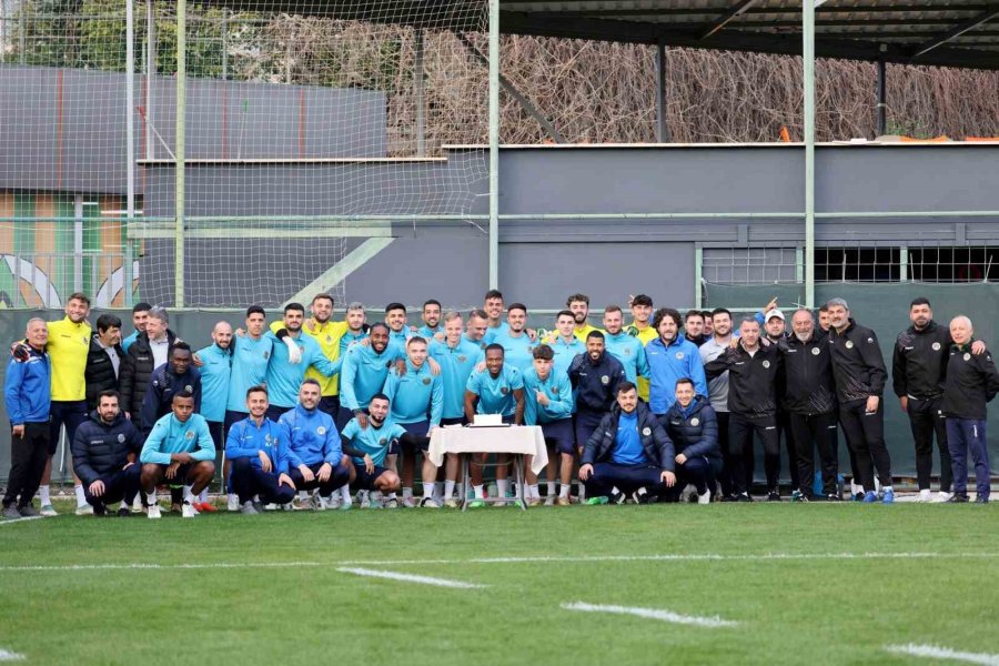 Alanyaspor, Trabzonspor Maçı Hazırlıklarına Başladı