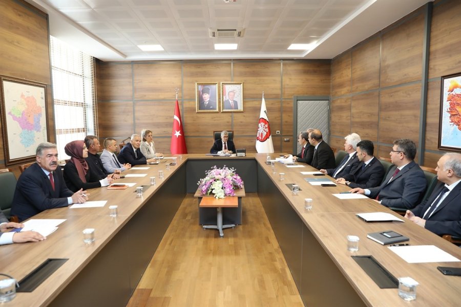 Niğde’de İl İstihdam Ve Mesleki Eğitim Kurulu Olağanüstü Toplandı