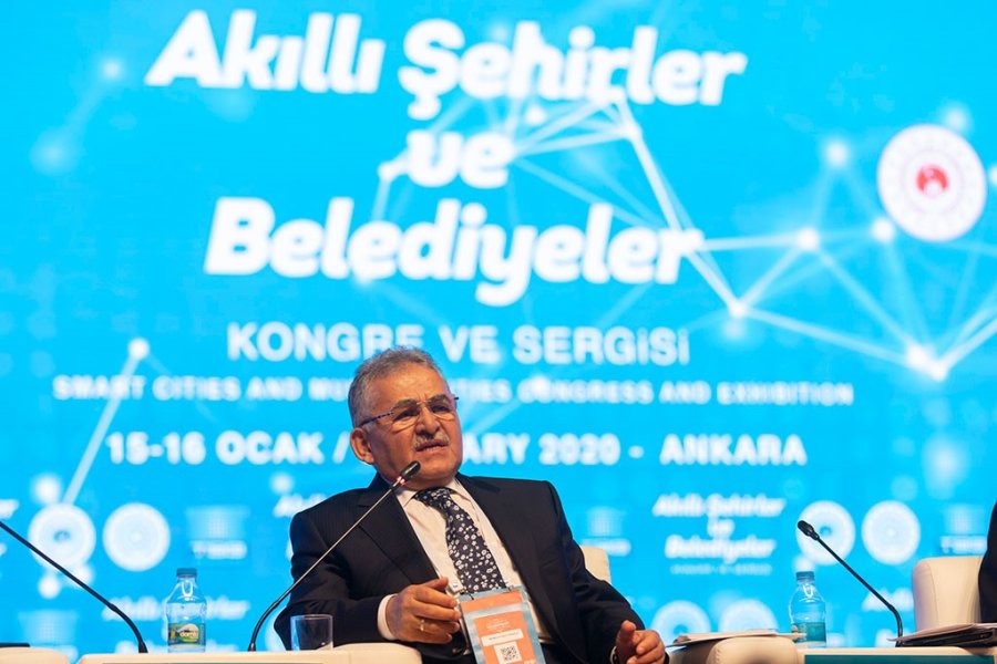 Büyükkılıç’tan Akıllı Şehirciliğe ‘özel’ Daire Başkanlığı