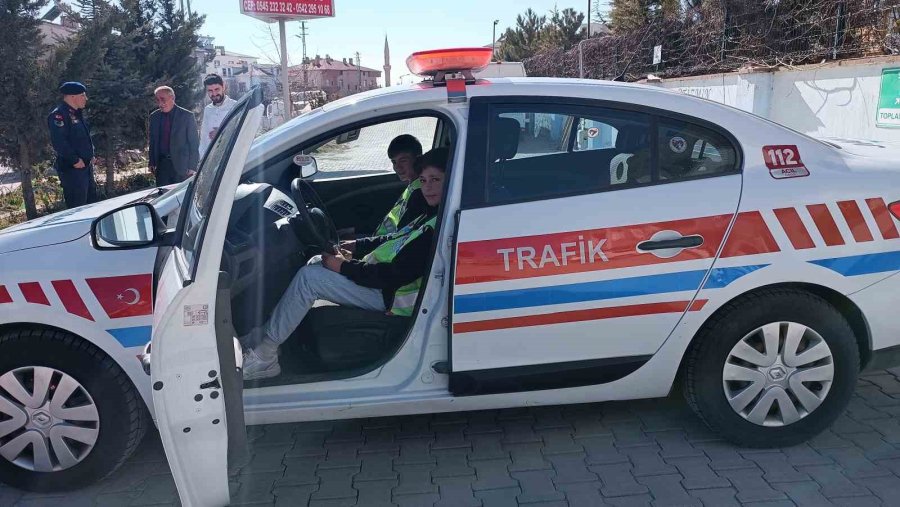 Jandarmadan Özel Öğrencilere Trafik Eğitimi