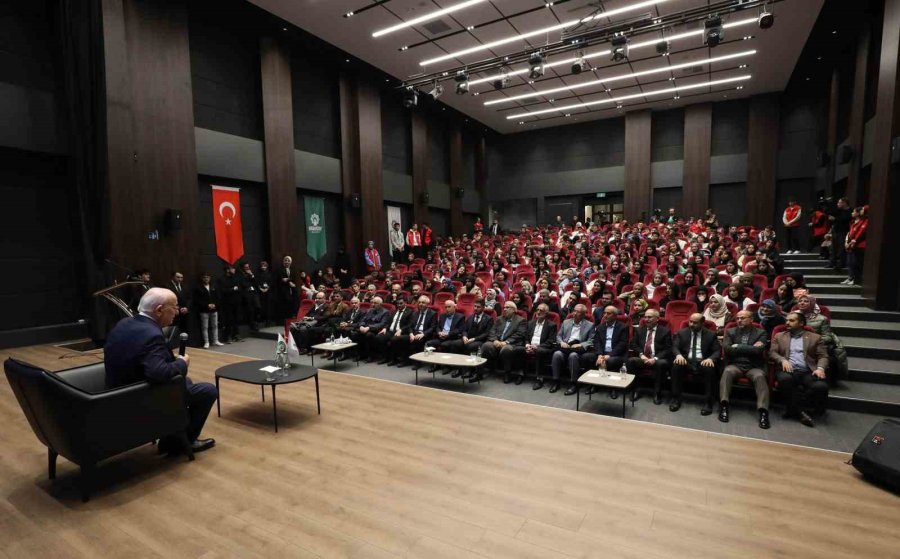 İsmail Kahraman: “28 Şubat Kara Bir Günün Yıl Dönümüdür”