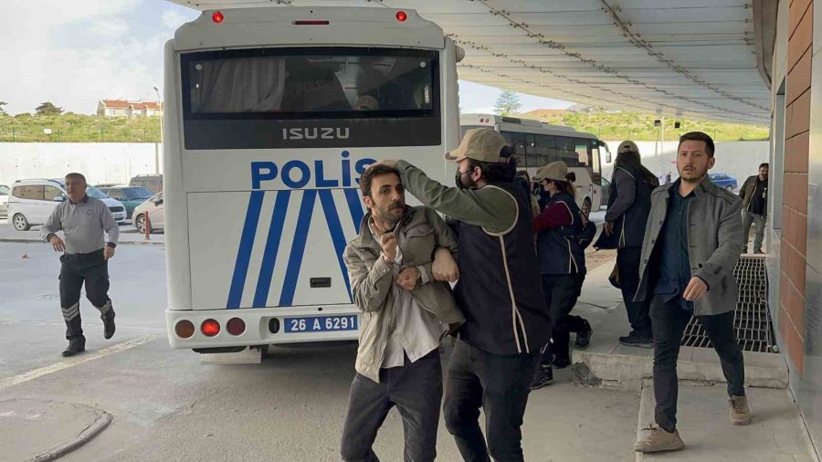 Yeşil Sol Parti Eskişehir Milletvekili Adayına Terör Örgütü Üyesi Olmaktan 6 Yıl 3 Ay Hapis Cezası Verildi