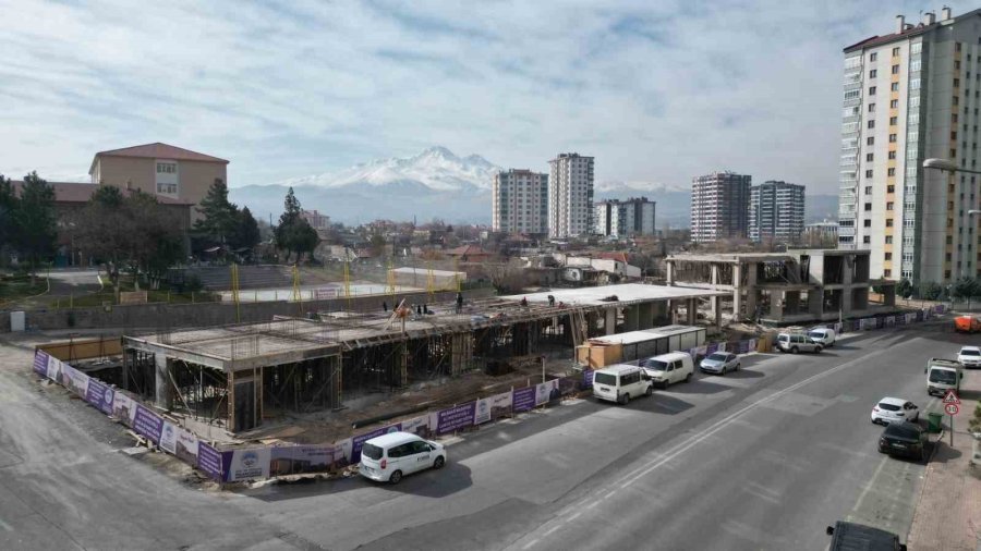 Gültepe’nin Cami, Kur’an Kursu Ve Aile Sağlığı Merkezi Hızla Yükseliyor