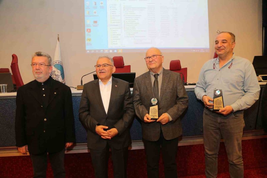 Başkan Büyükkılıç, Prefabrik Yapıların Değerlendirilmesi Semineri’ne Katıldı