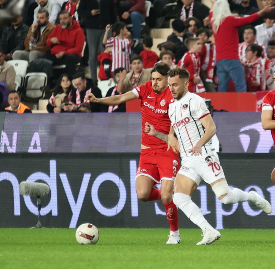 Trendyol Süper Lig: Antalyaspor: 1- Gaziantep Fk: 0 (ilk Yarı)