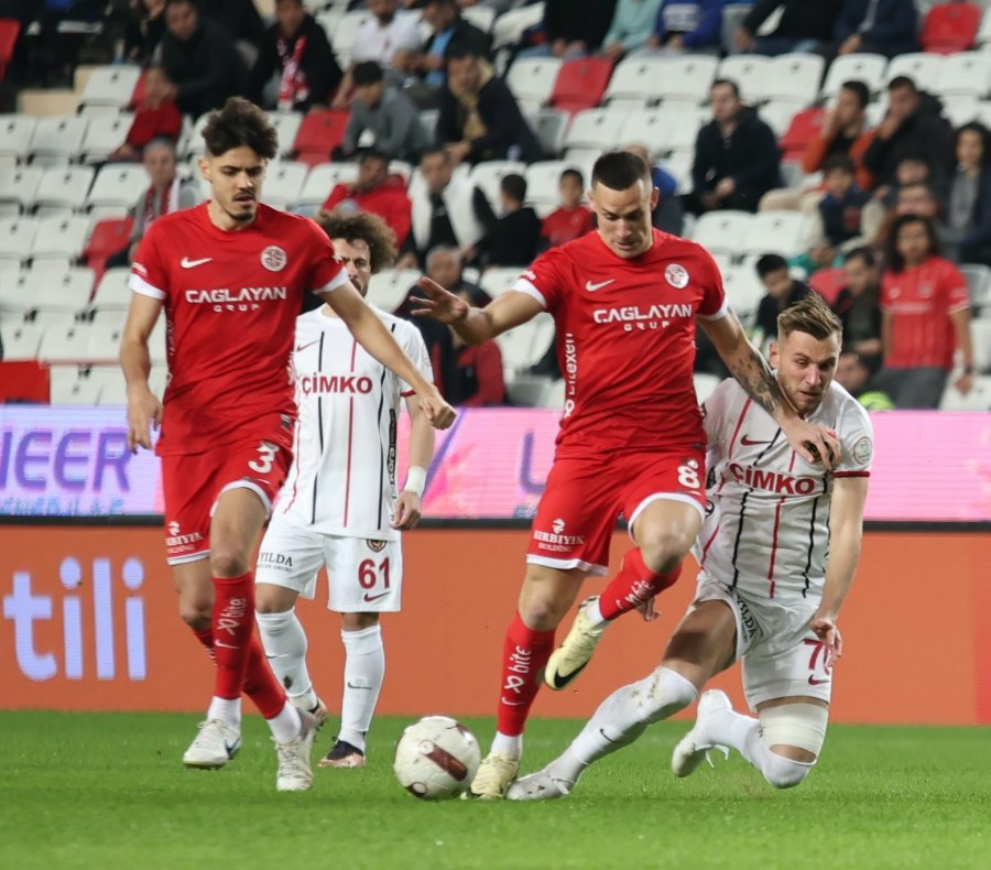 Trendyol Süper Lig: Antalyaspor: 1- Gaziantep Fk: 0 (ilk Yarı)