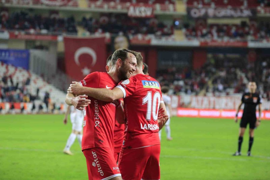 Trendyol Süper Lig: Antalyaspor: 1- Gaziantep Fk: 0 (ilk Yarı)