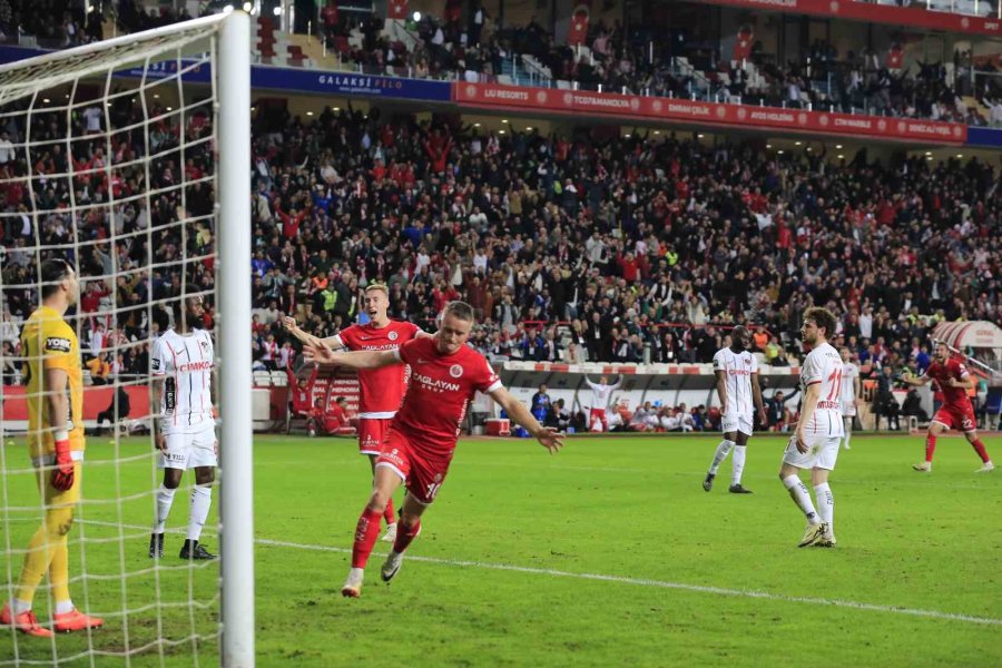 Trendyol Süper Lig: Antalyaspor: 1- Gaziantep Fk: 0 (ilk Yarı)