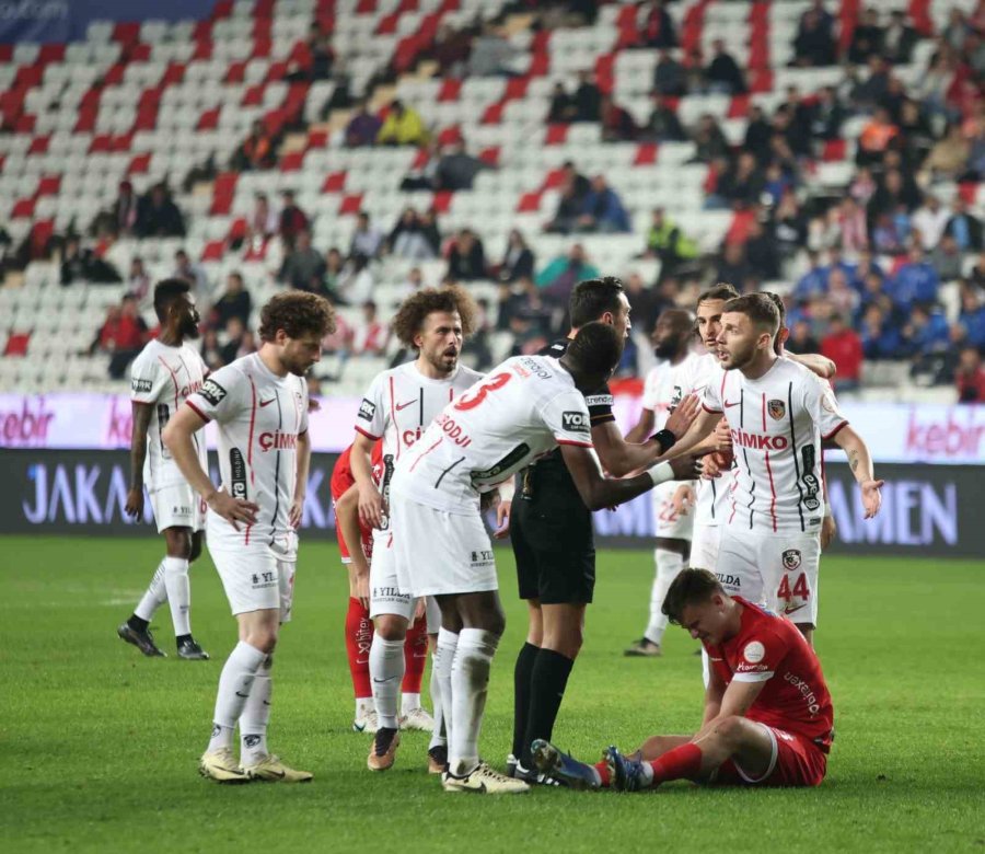 Trendyol Süper Lig: Antalyaspor: 1 - Gaziantep Fk: 0 (maç Sonucu)