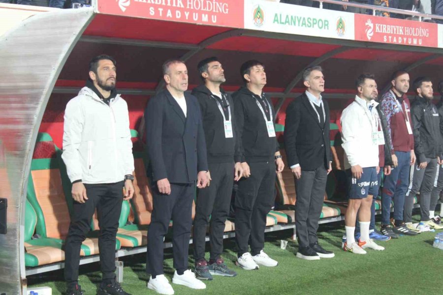 Trendyol Süper Lig: Alanyaspor: 1 - Trabzonspor: 0 (maç Devam Ediyor)