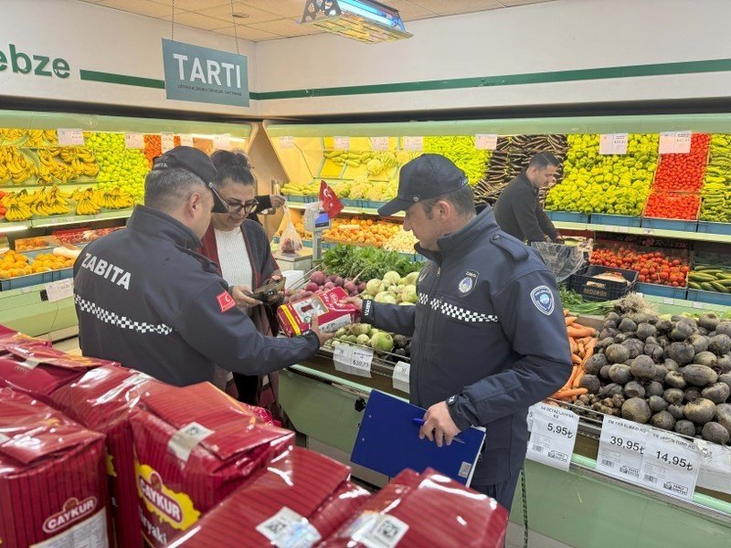 Melikgazi’de Ramazan Ayı Öncesi Marketlerde Fiyat Ve Etiket Denetimi Yapıldı