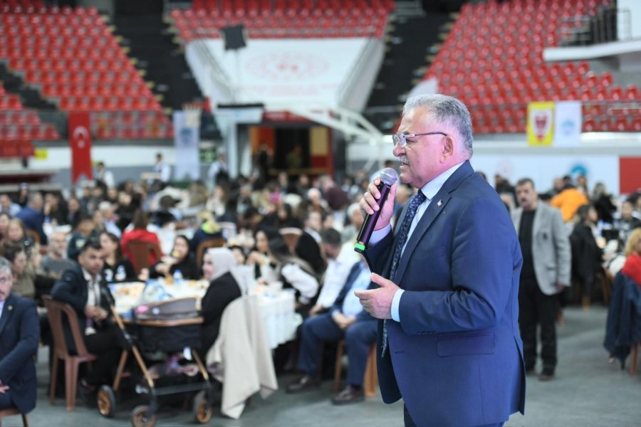 Başkan Büyükkılıç’tan Kayseri’de Bir İlk: Kuaför Güzellik Fuarı