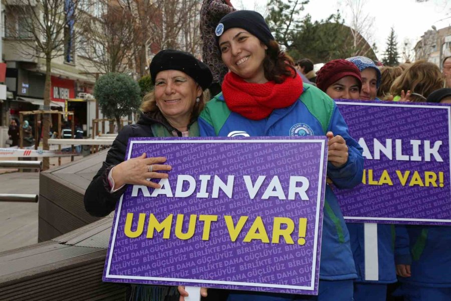 Odunpazarı Belediyesi Kadın Çalışanlarına 8 Mart İzni