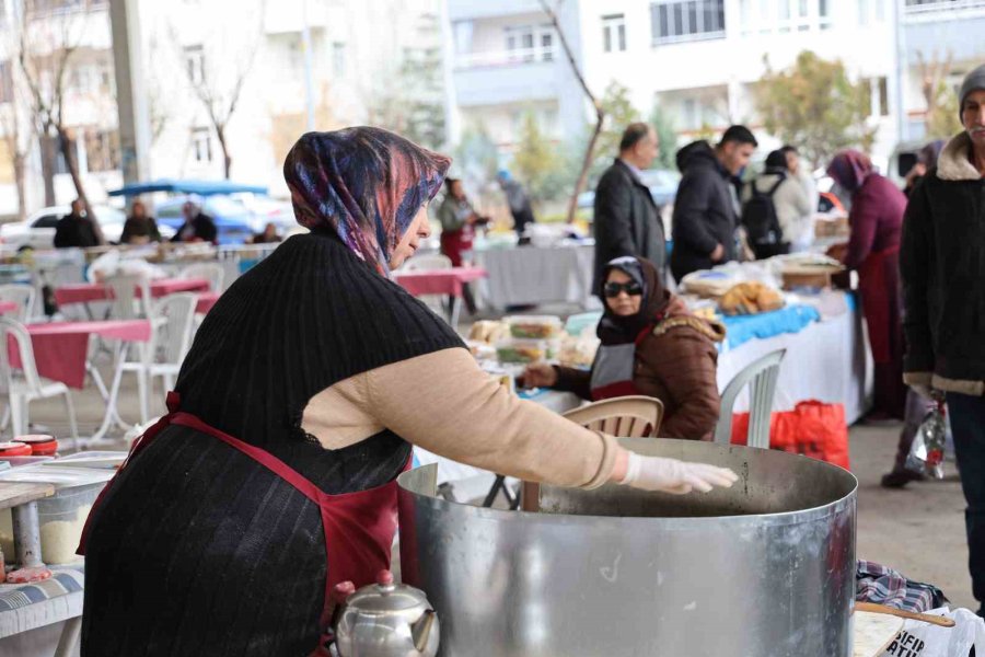 7 Yıldır Yaptığı Gözlemelerle Ev Sahibi Oldu