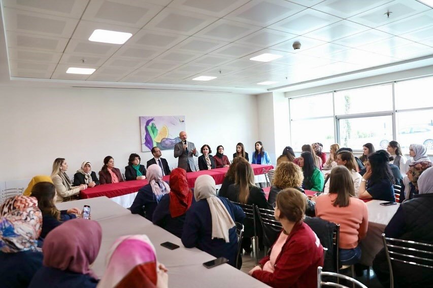 Başkan Çolakbayrakdar, “kadınlar Bir Gün Değil, Her Gün Kıymetlidir”