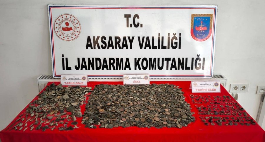 Aksaray’da Roma Ve Bizans Dönemlerine Ait 14 Bin 709 Sikke Ve Eser Ele Geçirildi