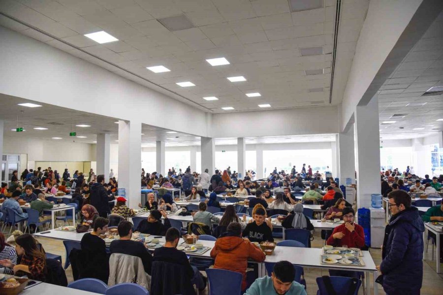 Anadolu Üniversitesi Yemekhanesi Ramazan Ayında Da Hizmet Verecek