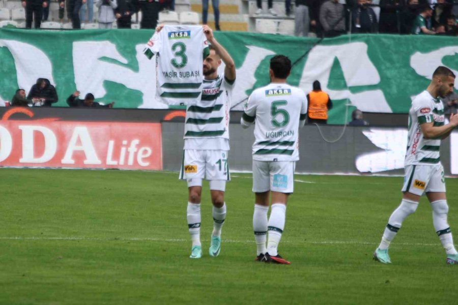 Trendyol Süper Lig: Konyaspor: 2 - Adana Demirspor: 1 (ilk Yarı)