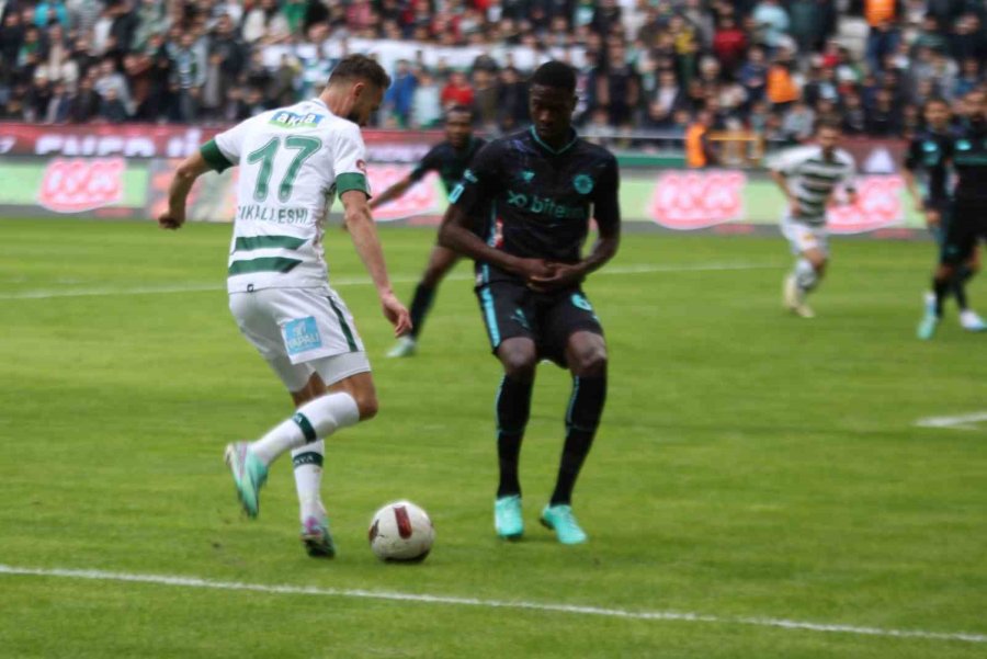 Trendyol Süper Lig: Konyaspor: 2 - Adana Demirspor: 1 (ilk Yarı)