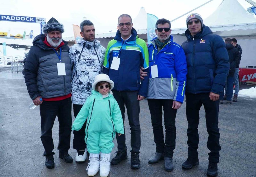 Kenan Sofuoğlu, Dünya Snowcross Şampiyonası İçin Erciyes’te