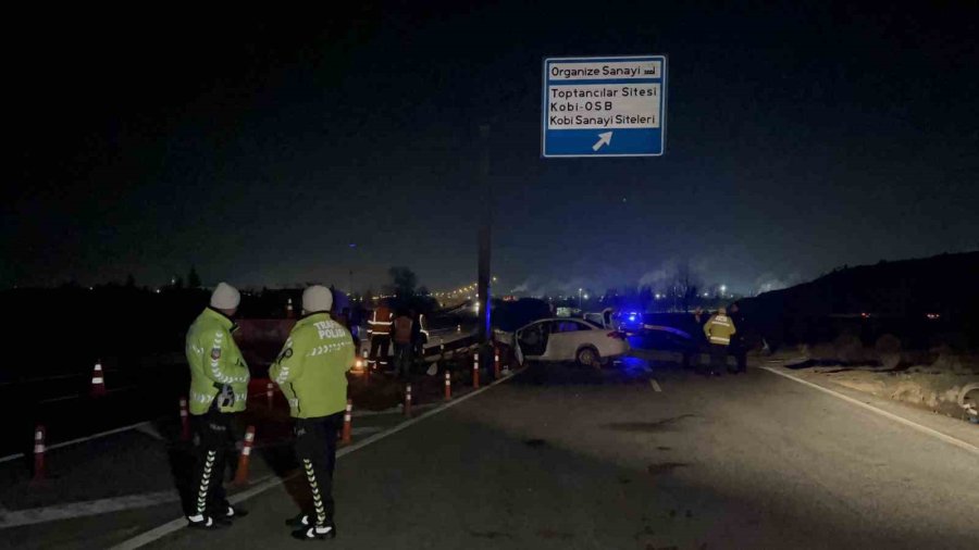 Eskişehir’de Feci Kaza: 190 Kilometre Hızla Direğe Çarpan Otomobilin Sürücüsü Hayatını Kaybetti