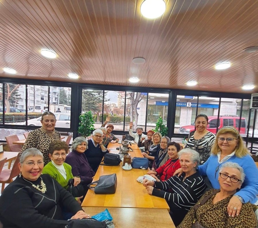 Eskişehir’de Özel Gereksinimli Bireyler Ve Aileleri, Vakıf Gönüllüleri İle Buluştular