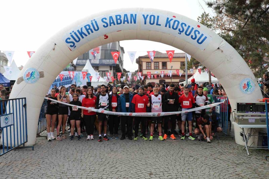 Şükrü Saban Yol Koşusu’na 500 Atlet Katıldı