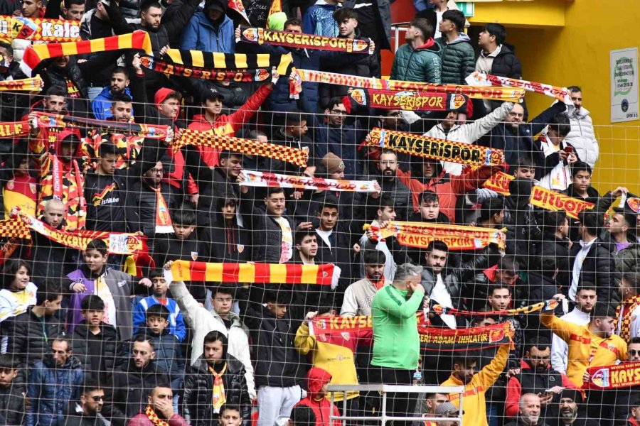 Trendyol Süper Lig: Kayserispor: 0 - Hatayspor: 1 (maç Devam Ediyor)